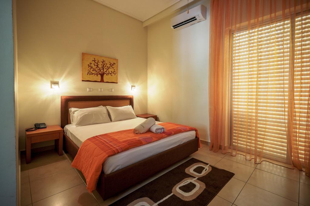 Hotel Panorama Каламата Стая снимка